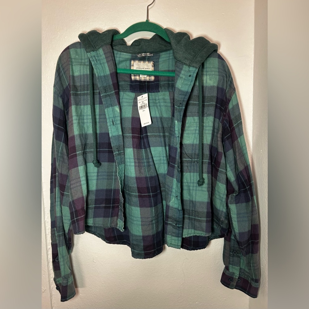 American Eagle plaid button up crop hoodie